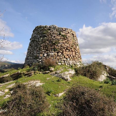 S'Antiga Inn, Centro Storico Ed Escursionismo In Sardegna Seùlo Esterno foto